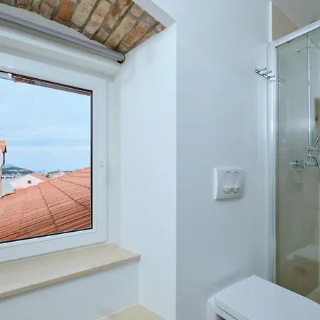 Nona Beta Homestay szállás *