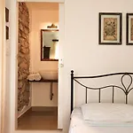 Habitación en casa particular Nona Beta