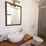 Nona Beta